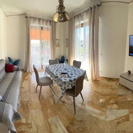 Welcome Riviera -Torre D'Avorio Appartamento 126 Mq Piu'Terrazzo25 Mq - Totalmente Rinnovato- 250 M Dal Centro - Parcheggio A Pagamento 15 Euro Al Giorno Da Prenotare In Anticipo Salvo Dispo -Parking At 15 Euro Per Day To Be Booked In Advance If Avai ราปาลโล ภายนอก รูปภาพ